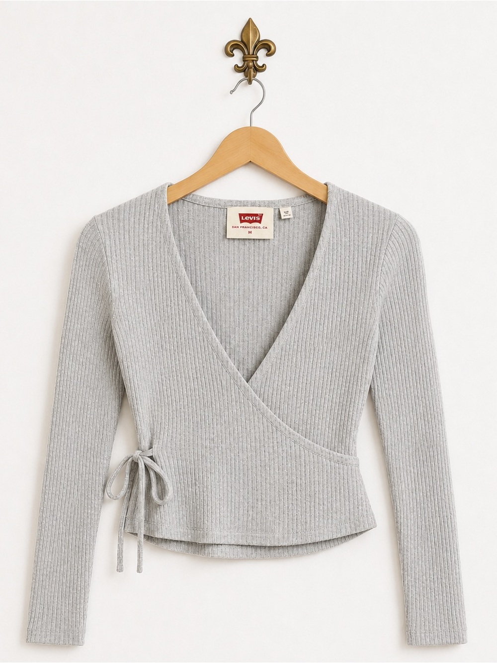 Levi’s gray ribbed long sleeve wrap tip cardigan M